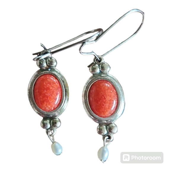 Red Jasper, Sterling Silver & Freshwater Pearl Drop Earrings - Picture 4 of 4